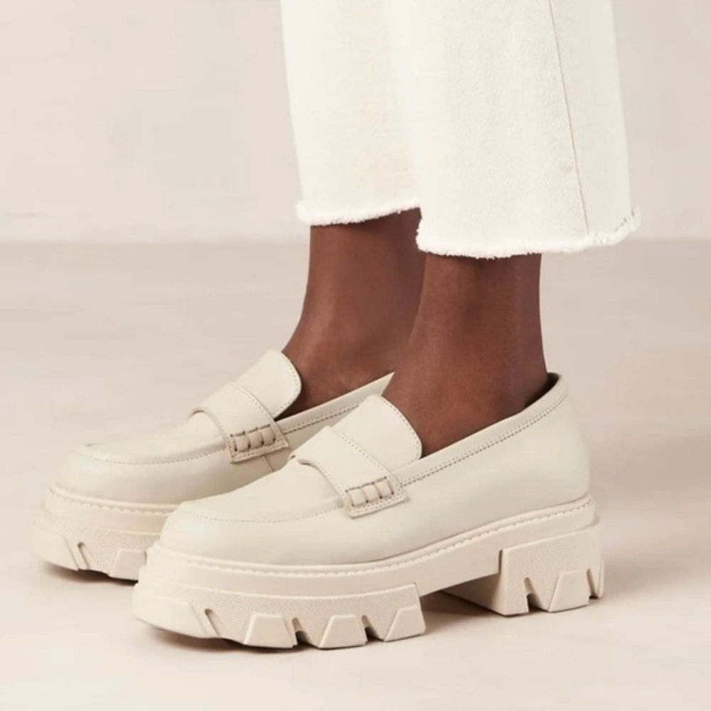 Alohas Trailblazer platform loafers